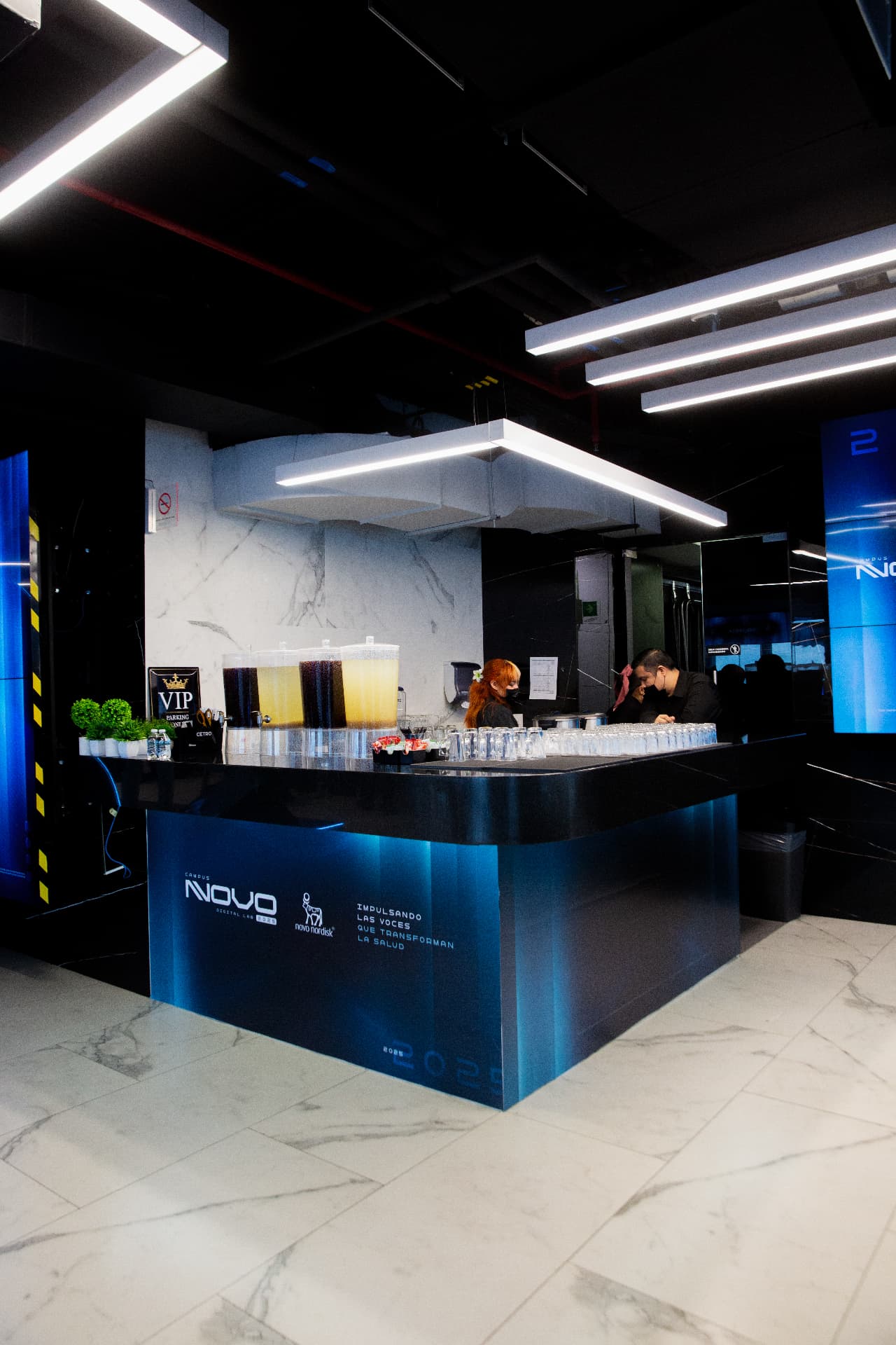 Barra de bebidas branded Campus Novo Digital Lab