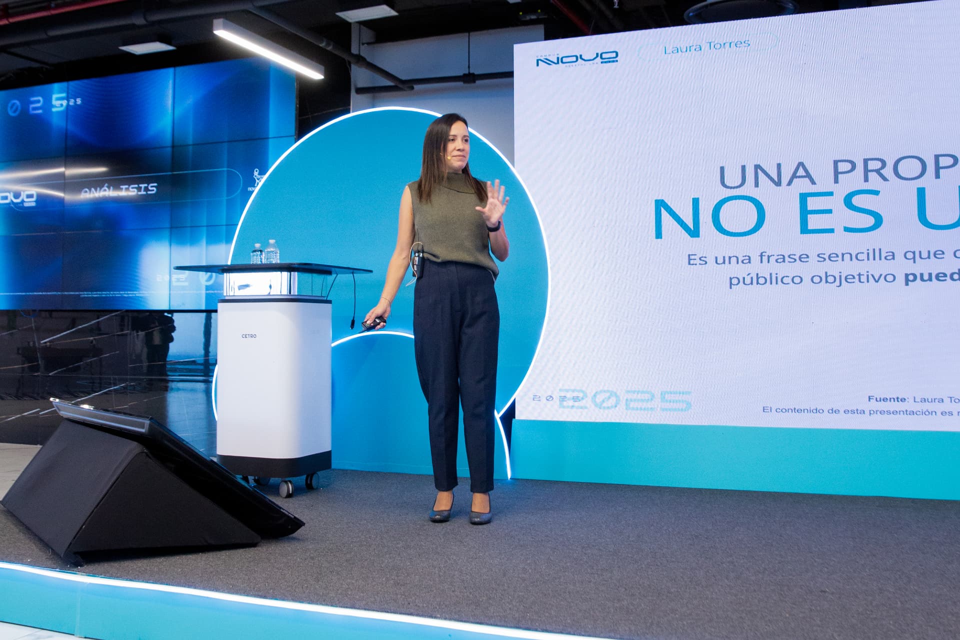 Laura Torres en el escenario Campus Novo